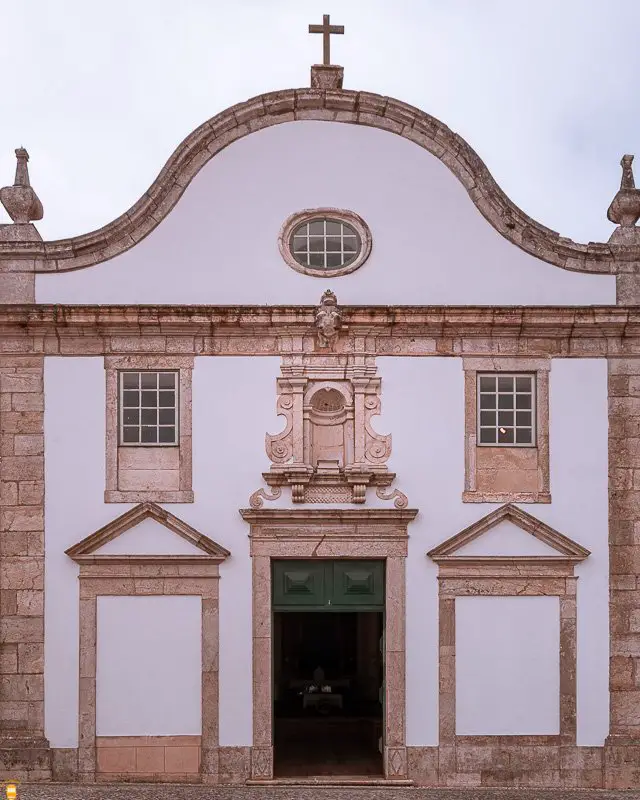 Igreja-da-Misericordia-da-Pederneira-Nazare-Portugal