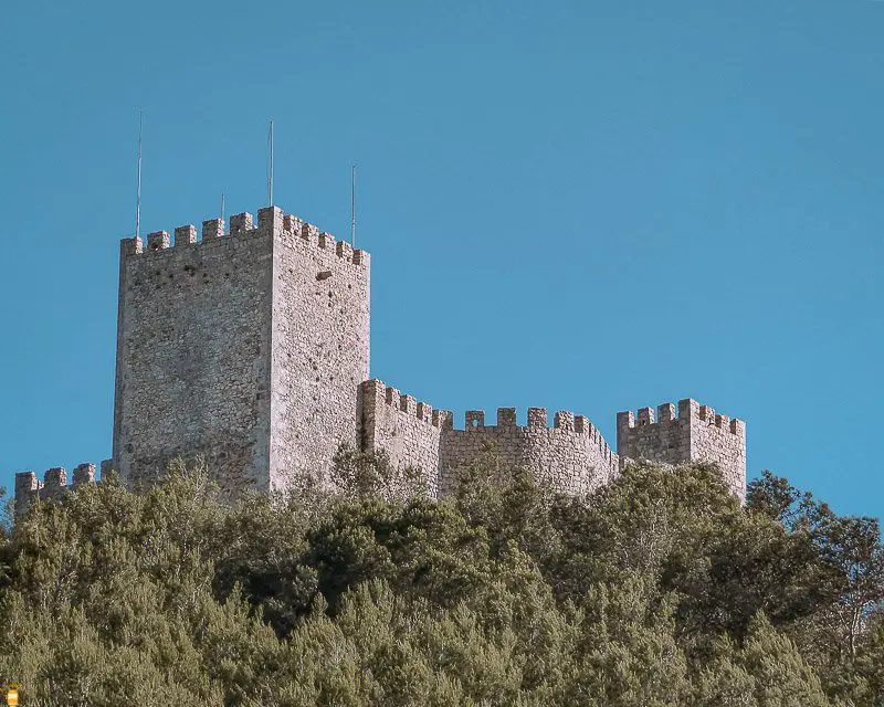 Castelo-de-Sesimbra-Portugal