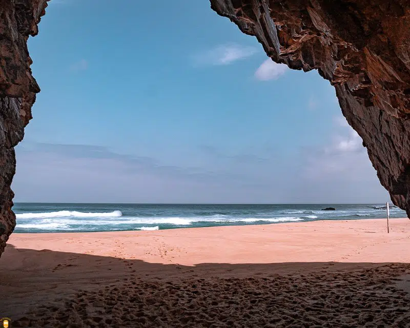 praia-da-adraga-sintra-portugal