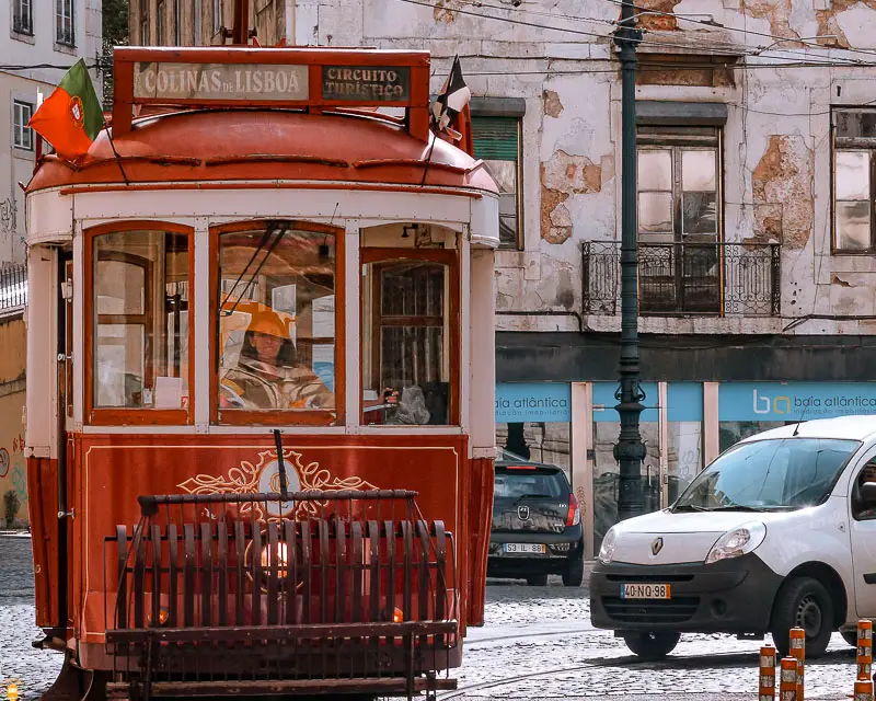 ruas-de-lisboa-portugal