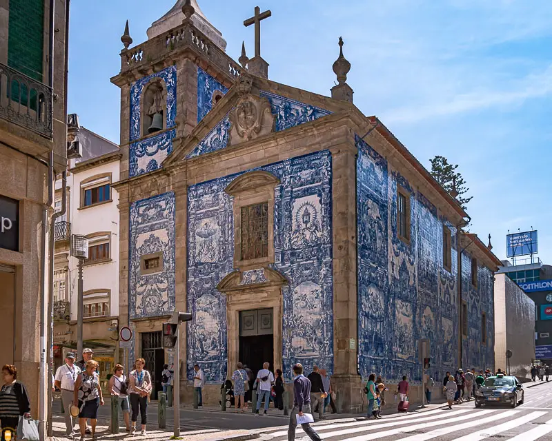 capela-das-almas-porto-portugal-rua-santa-catarina