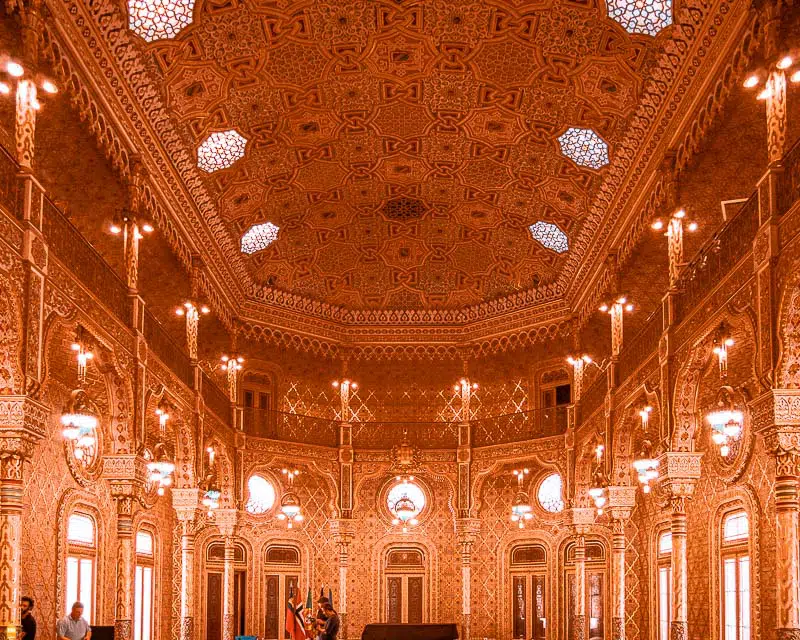 palacio-da-bolsa-porto-portugal