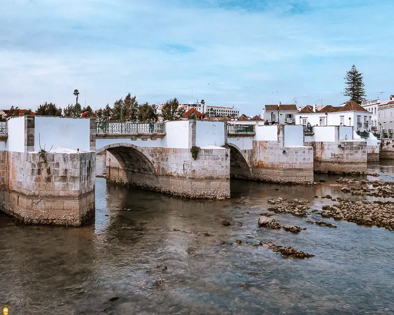 ponte-romana-tavira-algarve-portugal