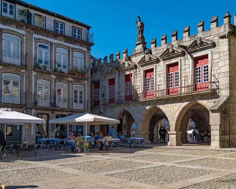 Guimaraes - Portugal - Praca de Sao Tiago