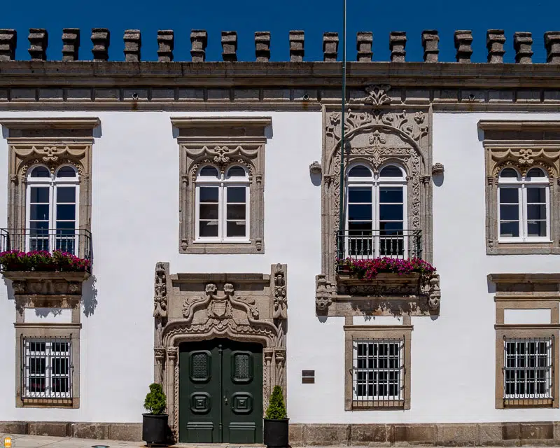 palacio-dos-tavoras-viana-do-castelo-portugal