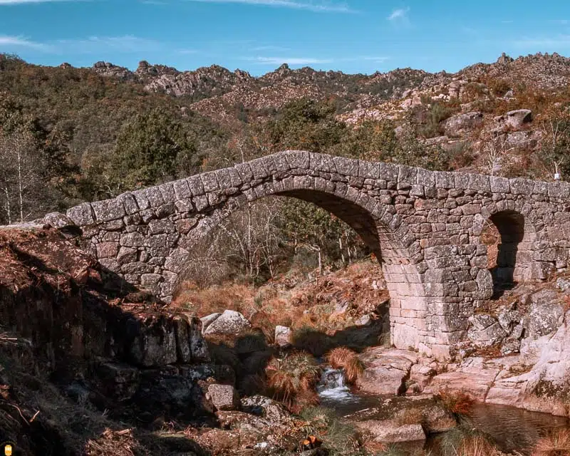ponte-romana-de-cava-da-velha-castro-laboreiro-portugal-parque-nacional-da-peneda-geres