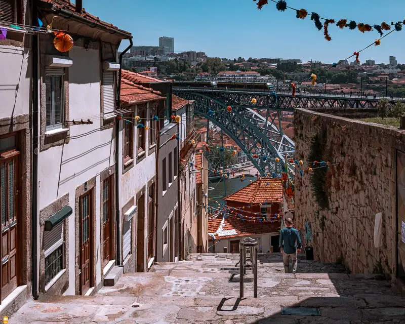 Escaliers des Guindais - Porto - Portugal