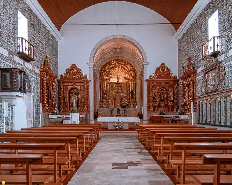 igreja-matriz-da-pederneira-nazare-portugal