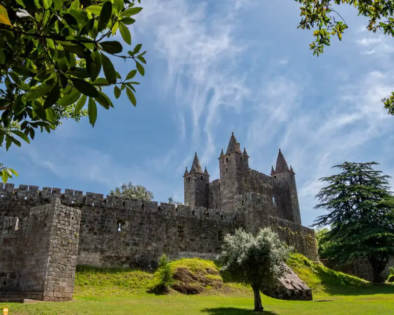 Castelo-de-Santa-Maria-da-Feira-Portugal
