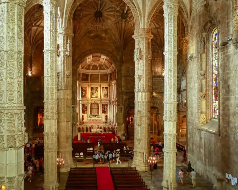 mosteiro-dos-jeronimos-lisboa-portugal
