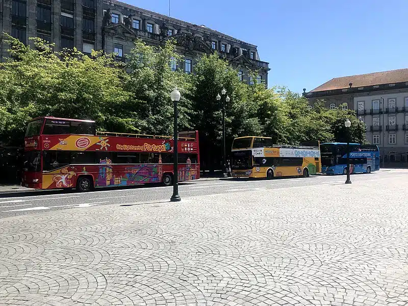 Les 3 compagnies de bus touristique de Porto